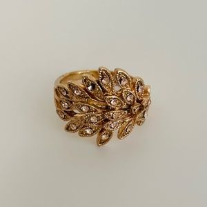Costume jewelry ring